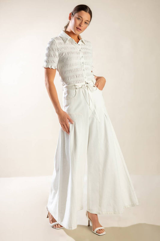 White Wide Leg Boho Pants | Trendy Pants Outfit Idea for Women by Ro + Ivy | Elevated Basics, Modern Comfort & Style