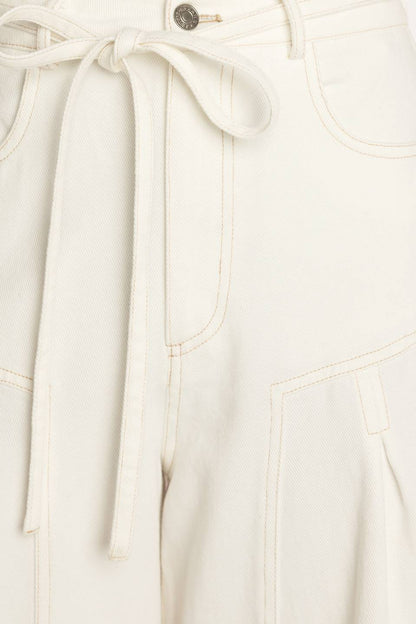 White Wide Leg Boho Pants | Trendy Pants Outfit Idea for Women by Ro + Ivy | Elevated Basics, Modern Comfort & Style