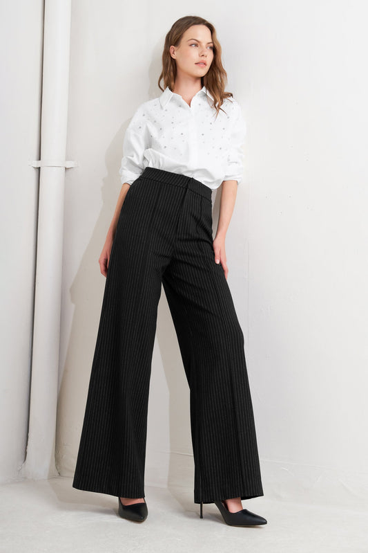 Wide Leg Striped Pants Trendy Pants Outfit Idea for Women | Ro + Ivy