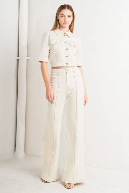 Modern Cotton Wide Leg Pants | Trendy Pants Outfit Idea for Women by Ro + Ivy | Elevated Basics, Modern Comfort & Style