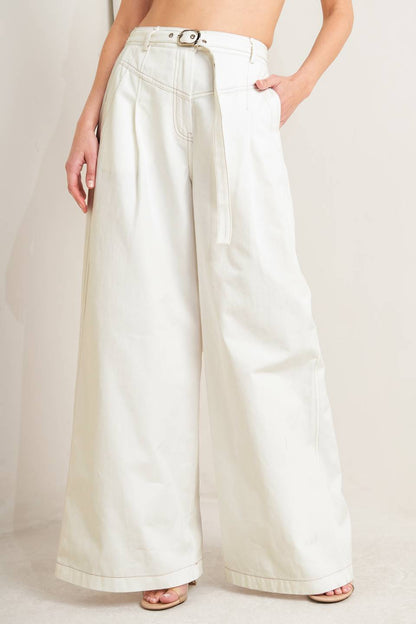 Front Pleat Wide Leg Cotton Pants with Belt | Trendy Pants Outfit Idea for Women by Ro + Ivy | Elevated Basics, Modern Comfort & Style