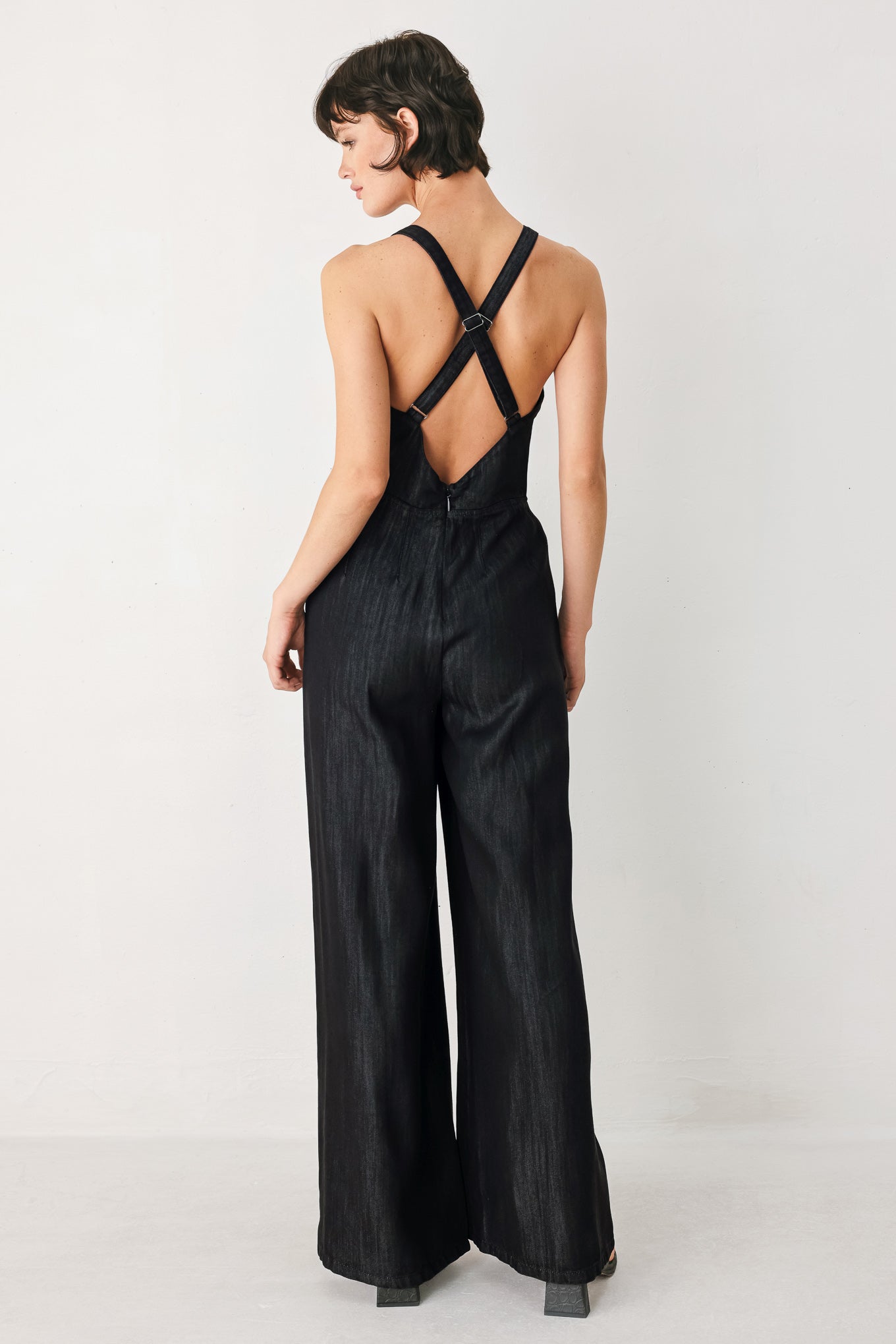 Deep V Halter Neck Jumpsuit