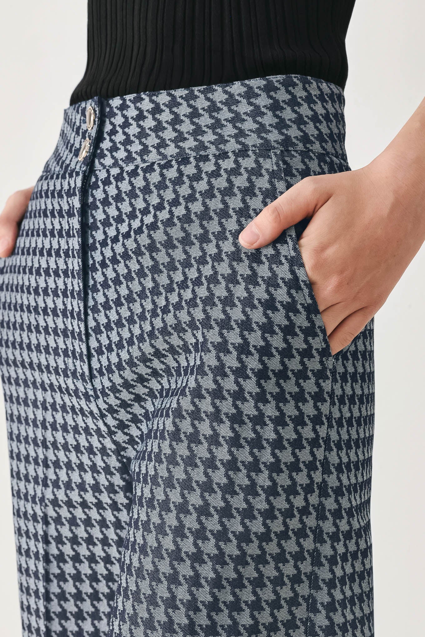 Noir Society Woven Wide Leg Pants