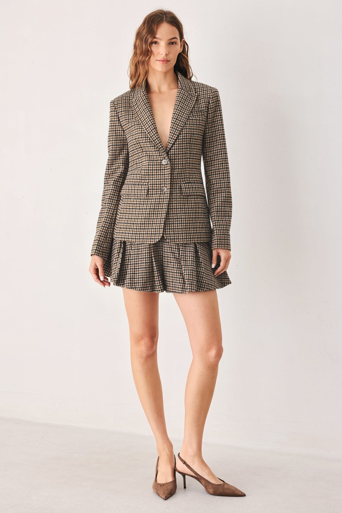 Woven Houndstooth Mini Skort with Back Zipper and Tailored Fit