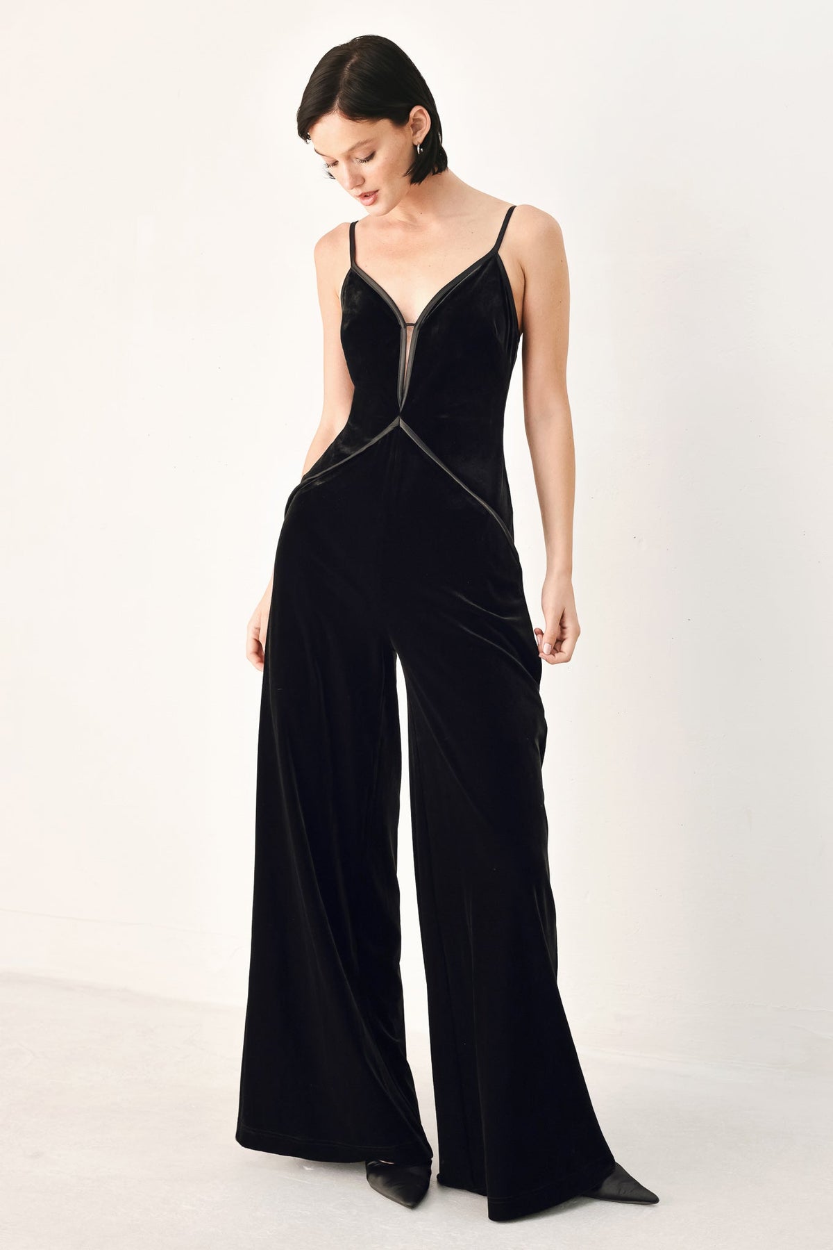 Black Velvet Wide-Leg Jumpsuit with Sweetheart Neckline and Keyhole Detail BLACK