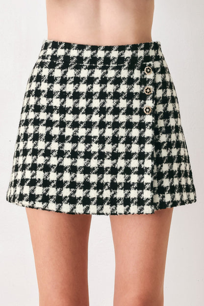 Black and White Houndstooth High-Waisted Skort with Button Detail