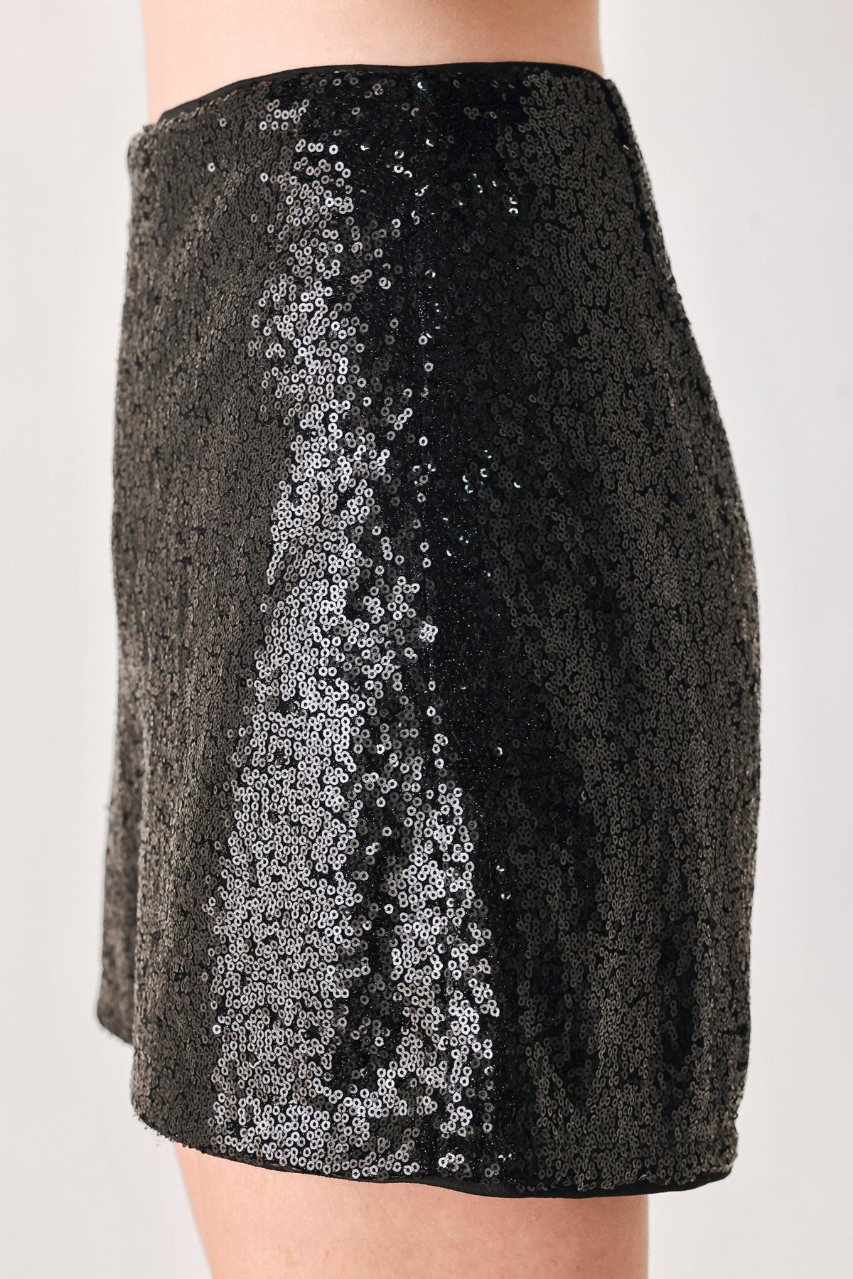 Black Sequin High-Waisted Skort with Back Zipper