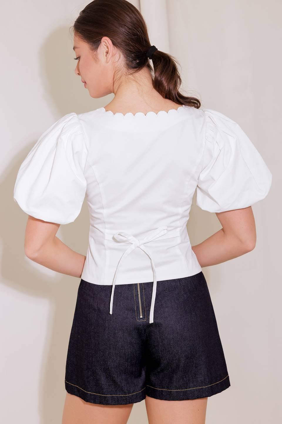 Scalloped Button Front Puff Sleeve Top