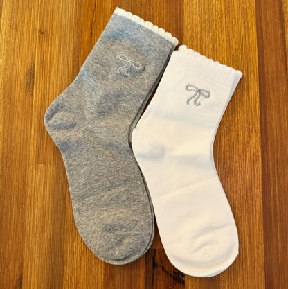 Embroidered Bow Ankle Socks 2-Pack — Soft Cotton Blend - Socks