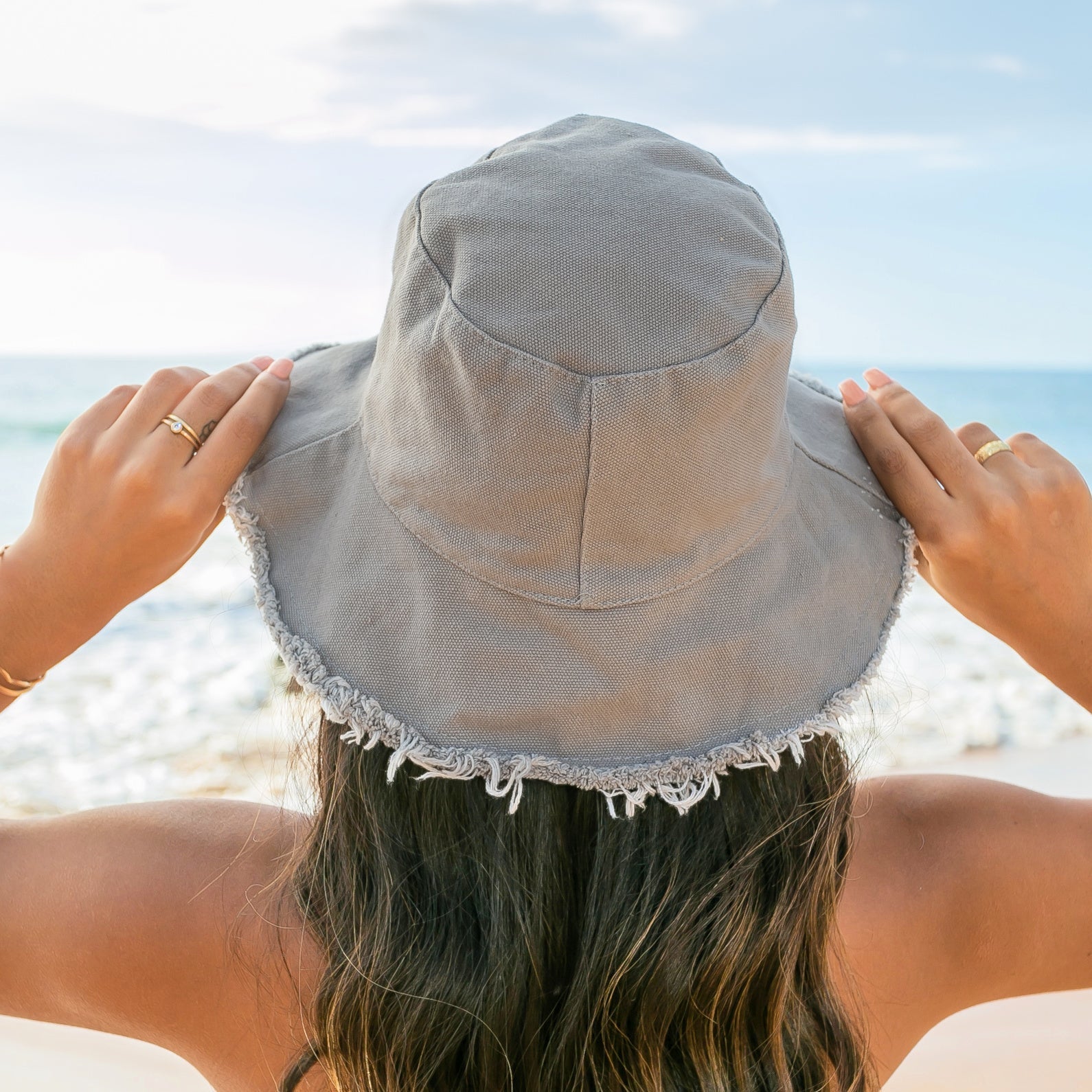 Frayed Edge Canvas Bucket Hat - Gray