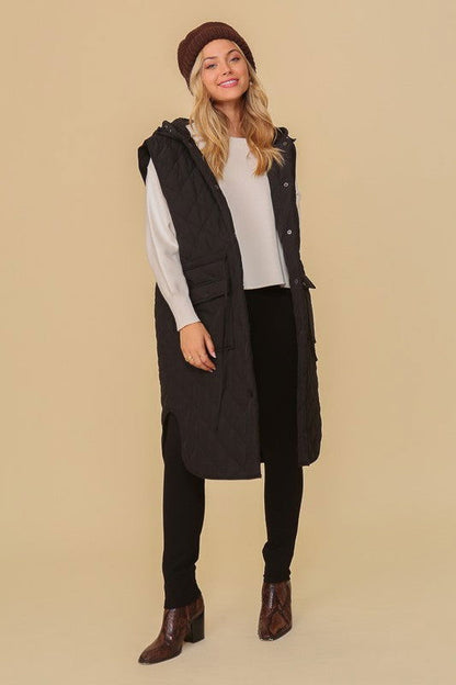 Haileys Hooded Oversized Vest Jacket – outfit idea for women | Ro + Ivy