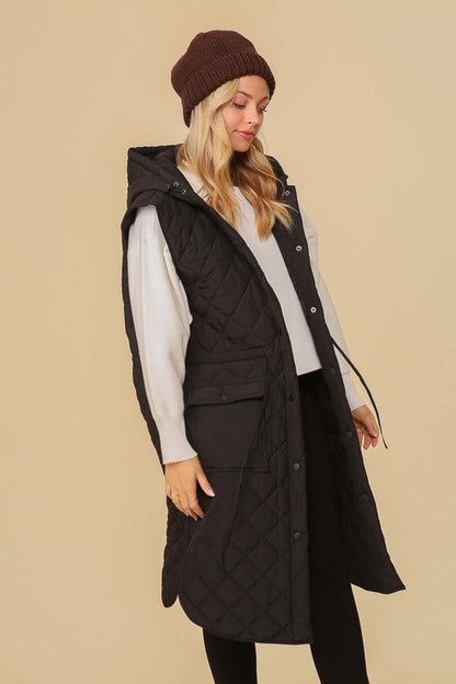 Haileys Hooded Oversized Vest Jacket – outfit idea for women | Ro + Ivy