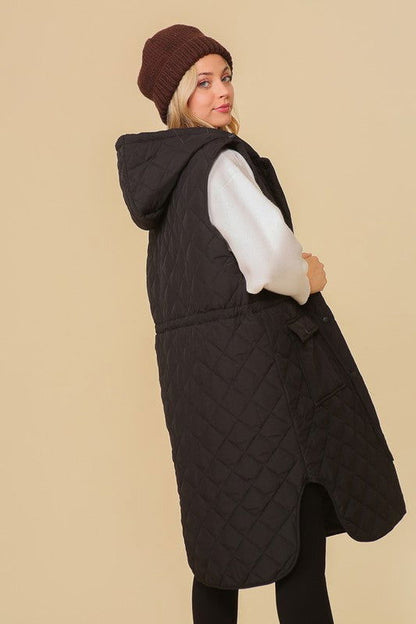 Haileys Hooded Oversized Vest Jacket – outfit idea for women | Ro + Ivy