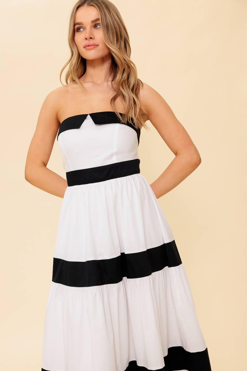 Strapless Color Block Maxi Dress Trendy Maxi Dresses Outfit Idea for Women | Ro + Ivy