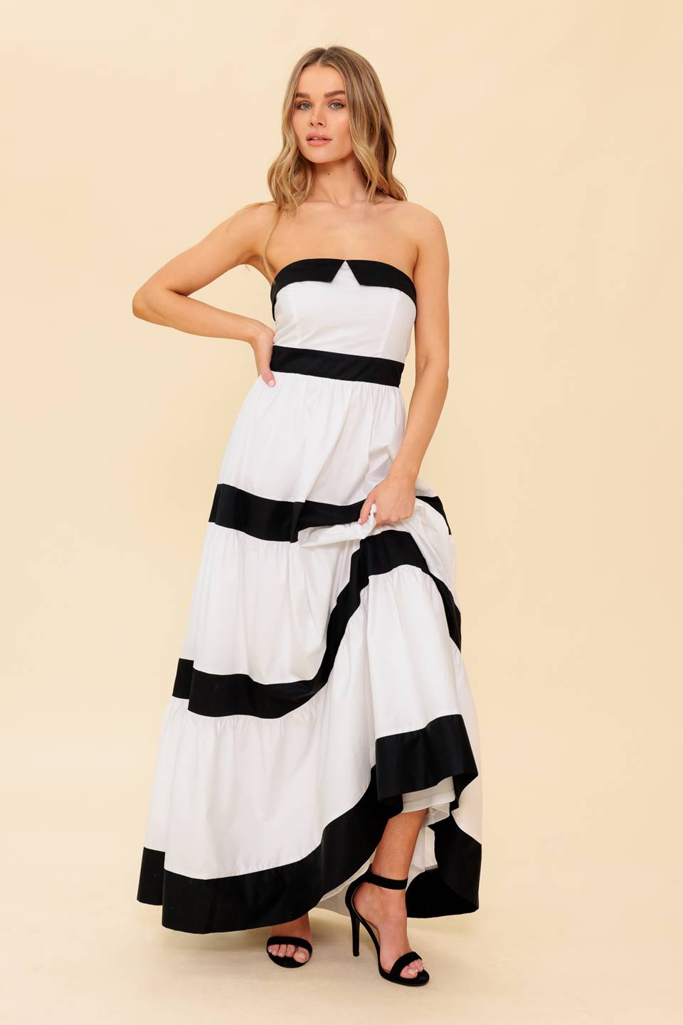 Strapless Color Block Maxi Dress Trendy Maxi Dresses Outfit Idea for Women | Ro + Ivy