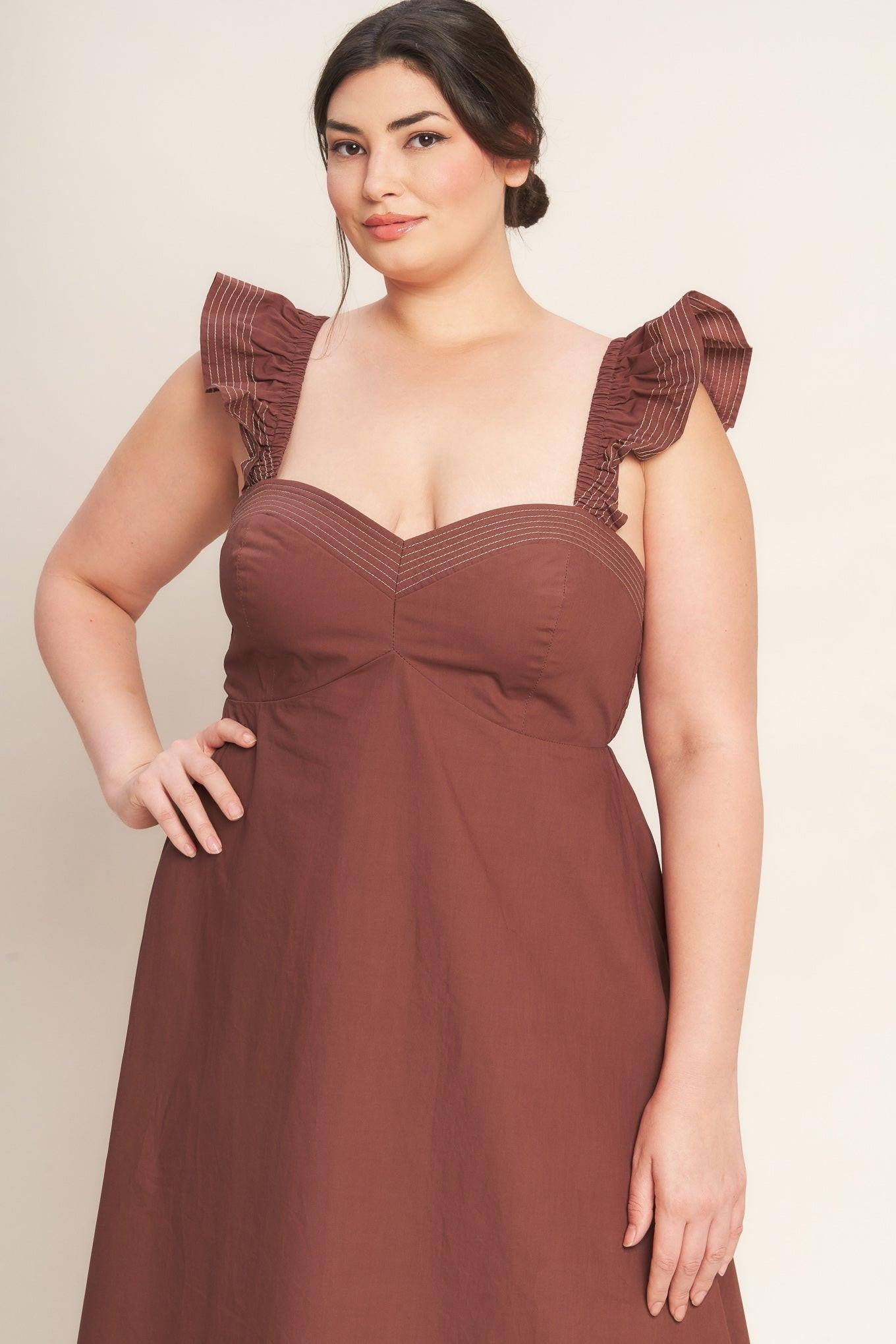 COGNAC 3X Sweetheart Tuscan Midi Dress with Pockets | Trendy Midi Dresses Outfit Idea for Women by Ro + Ivy | Elevated Basics, Modern Comfort & Style