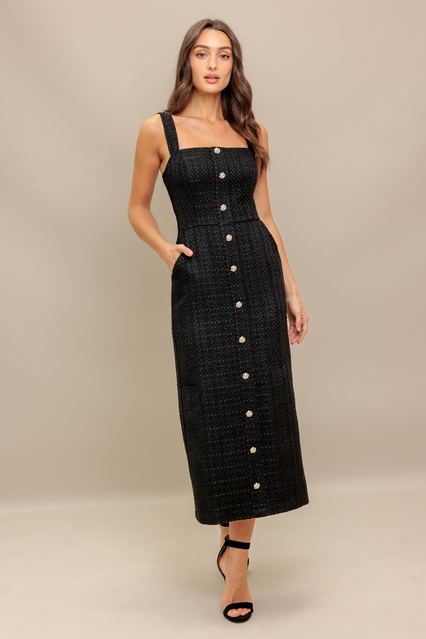 Tweed Pencil Midi Dress with Pockets Trendy Midi Dresses Outfit Idea for Women | Ro + Ivy