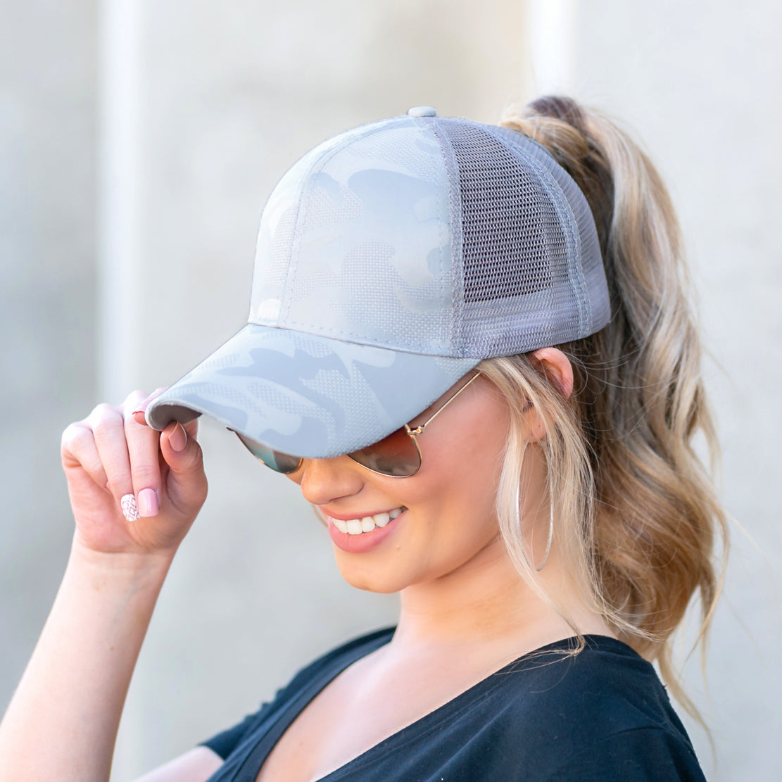 Camo Messy Bun Baseball Cap — High Ponytail Opening Snapback Mesh Back - Baseball Caps