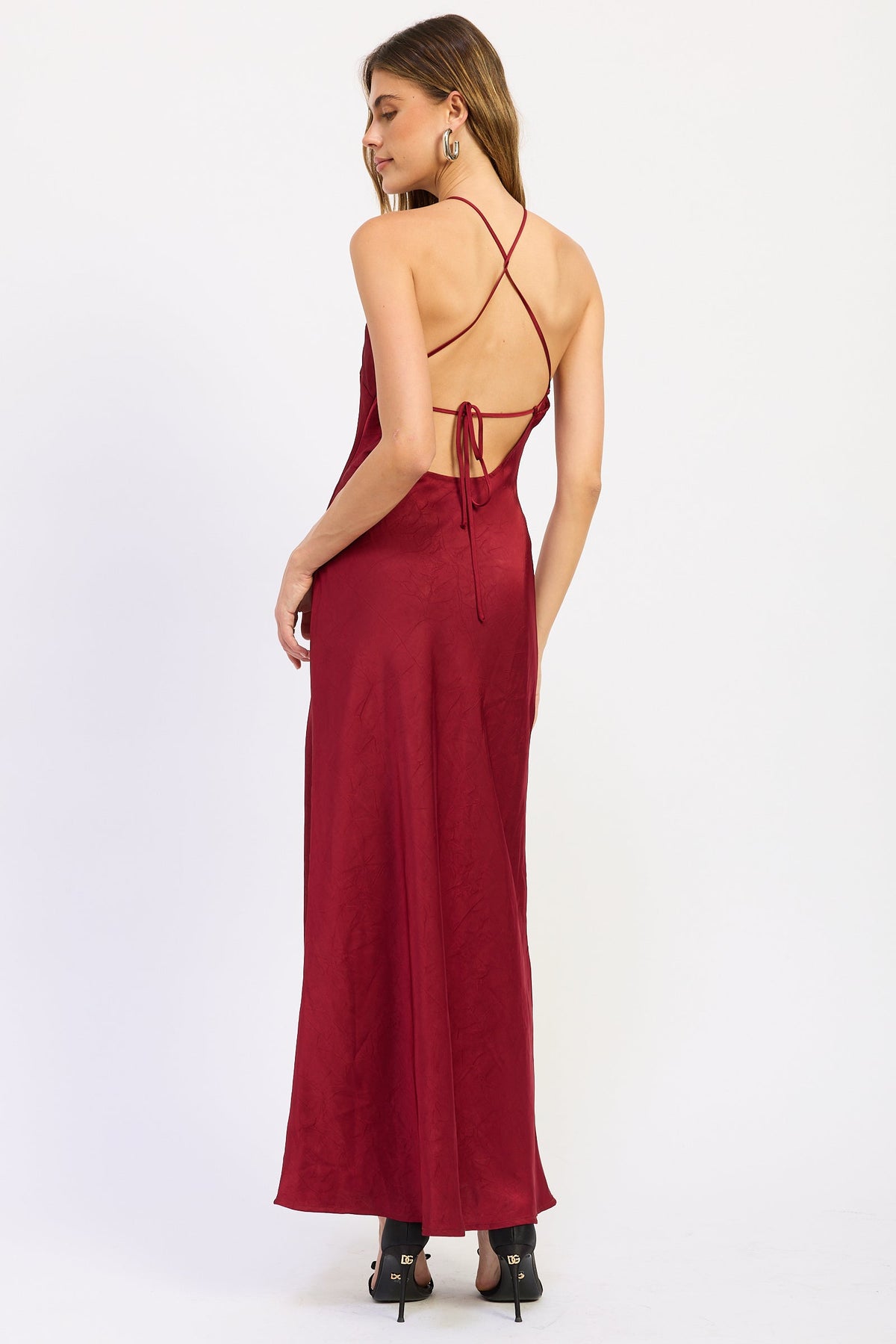 Sleeveless V-Neck Midi Dress with Flattering Fitted Silhouette
