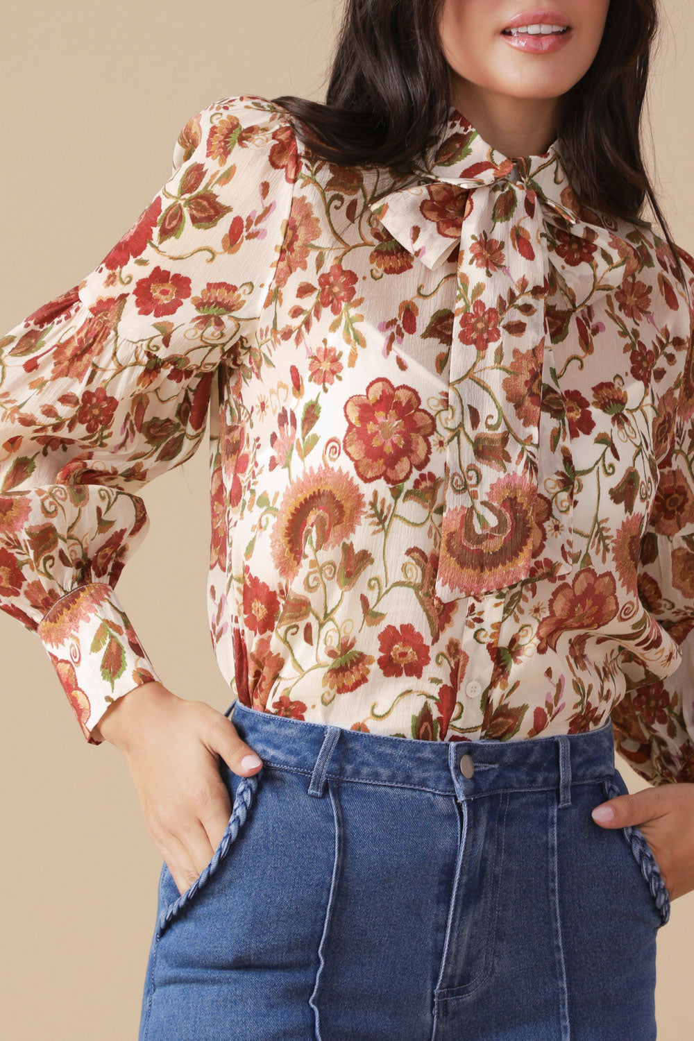 Long Sleeve Button Up Tie Neck Blouse Trendy Blouses Outfit Idea for Women | Ro + Ivy