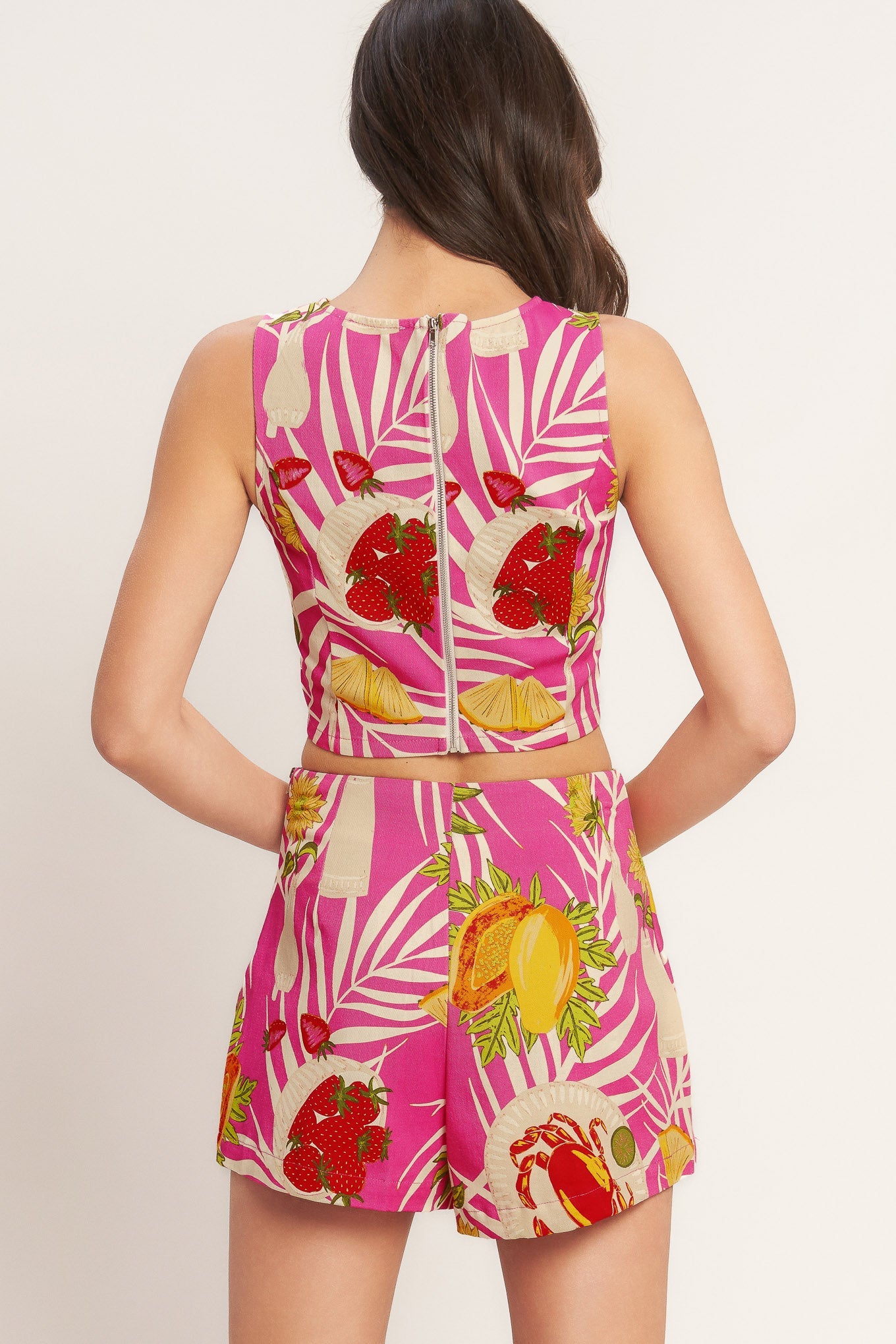 Tropical Print Vacation Pink Cotton Top | Trendy Tank Tops Outfit Idea for Women by Ro + Ivy | Elevated Basics, Modern Comfort & Style