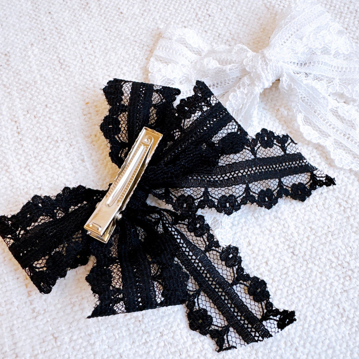Lace & Grace Hair Clip Set Of 2 - Hair Accessories