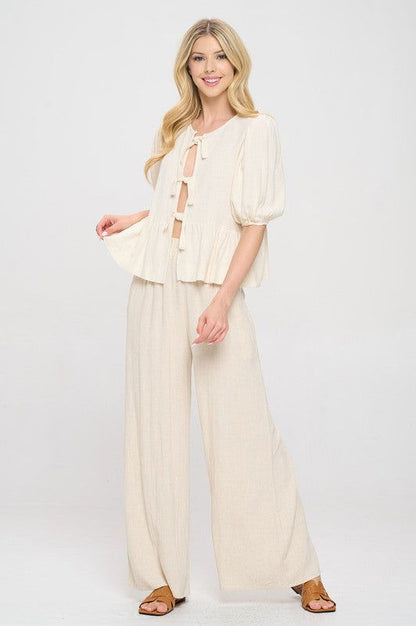 Linen Blend Puff Sleeve Blouse – outfit idea for women | Ro + Ivy