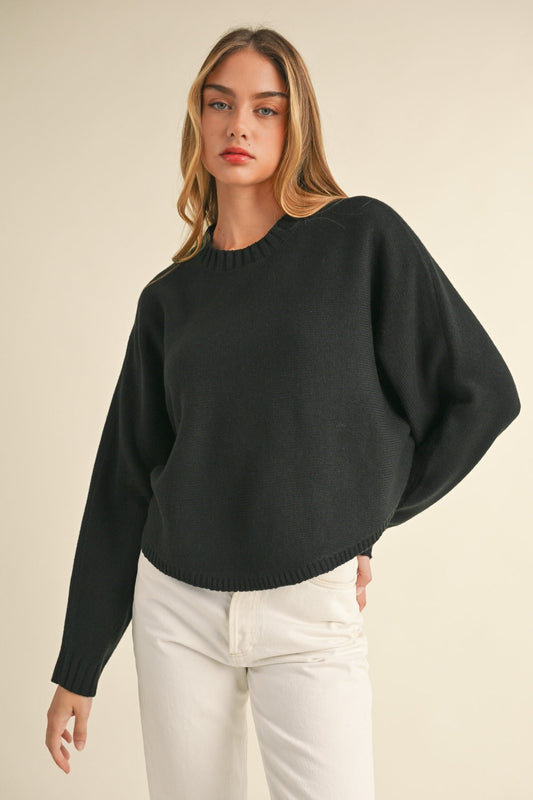 Long Dolman Sleeve Loose Crop Sweater in Black – Black outfit idea for women | Ro + Ivy