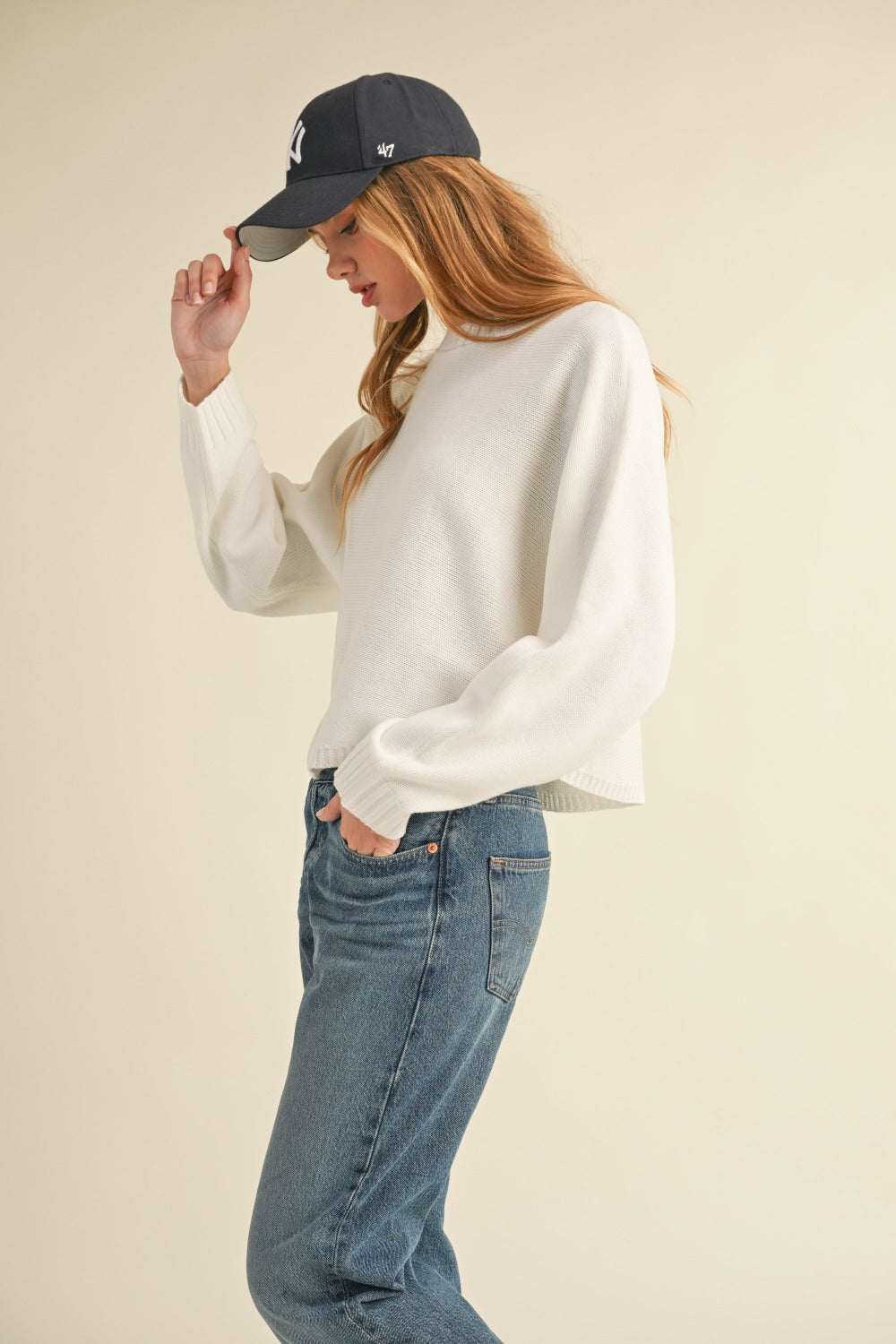 Long Dolman Sleeve Loose Crop Sweater in Off White – outfit idea for women | Ro + Ivy