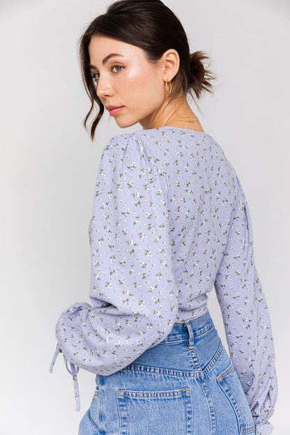 Boho Puff Sleeve Lace-Up V-Neck Blouse – outfit idea for women | Ro + Ivy