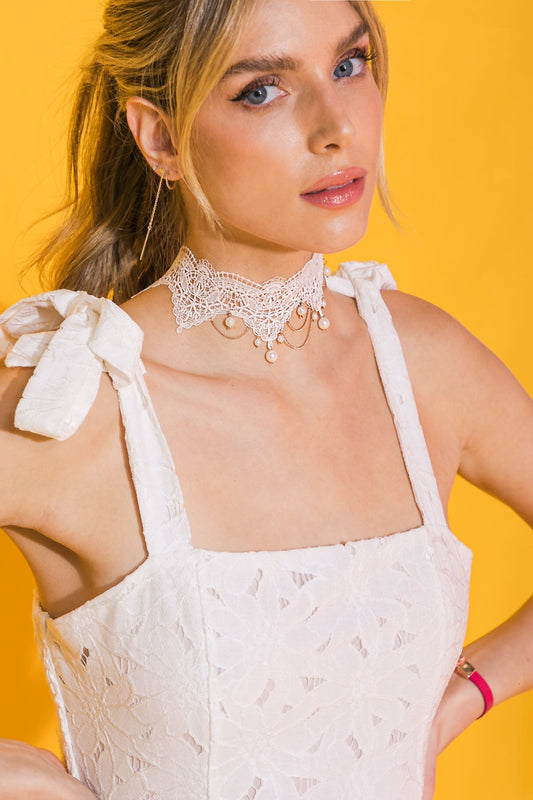 Lace Pearl Choker Necklace | Trendy Necklaces Outfit Idea for Women by Ro + Ivy | Elevated Basics, Modern Comfort & Style