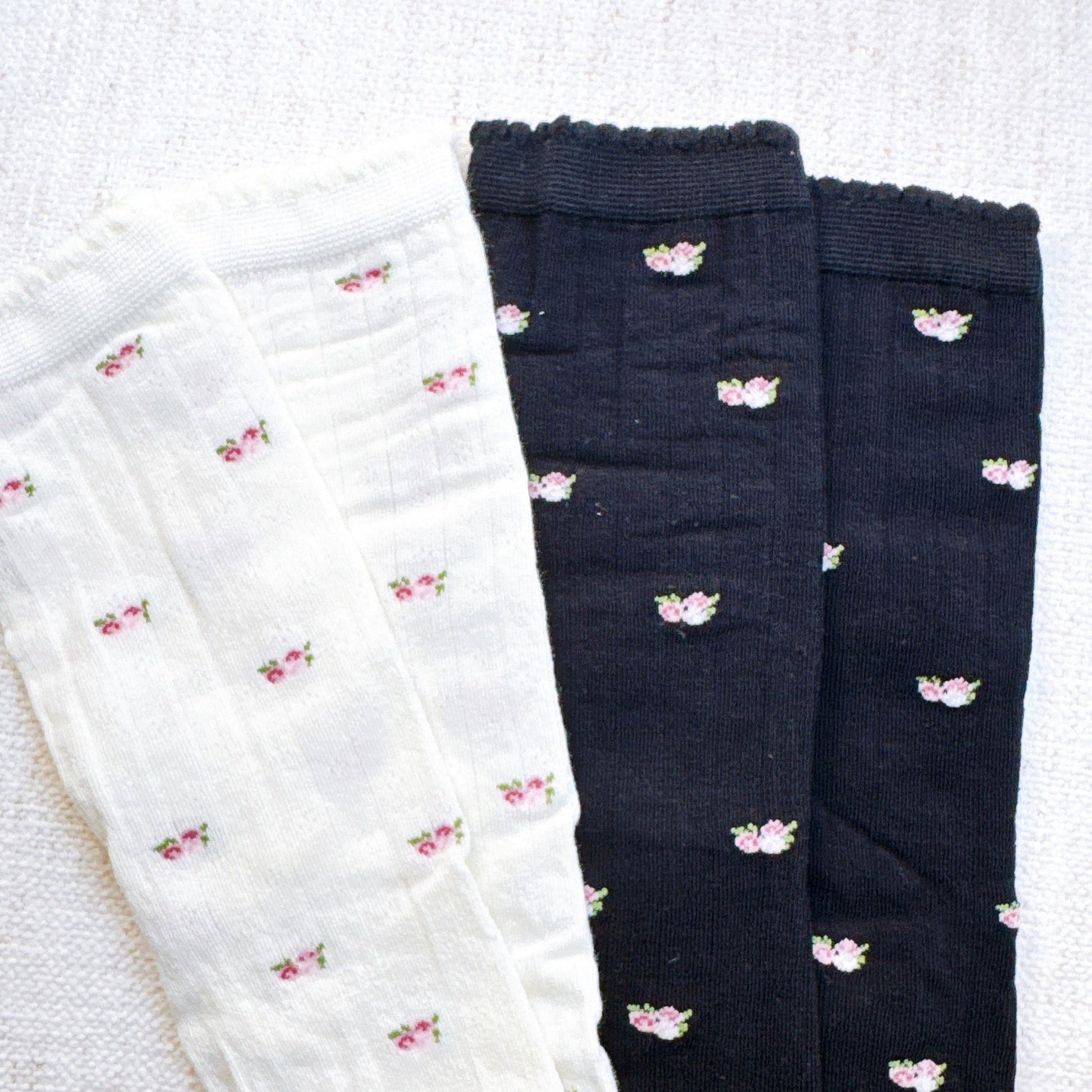 Vintage Floral Ankle Socks 2-Pack — Classic Breathable Knit - Socks