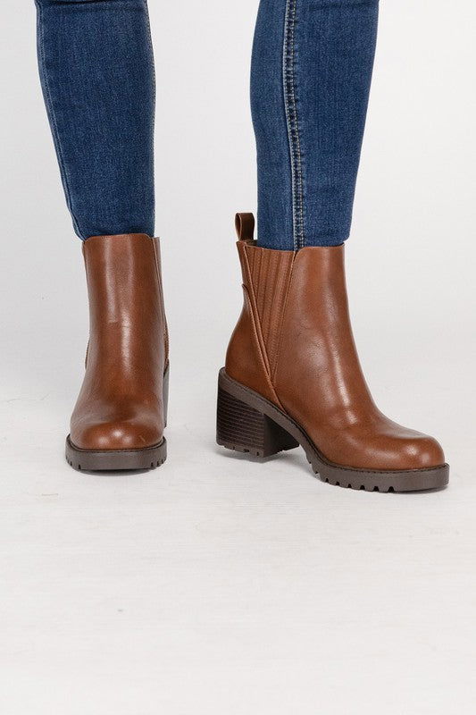 Wisely Ankle Bootie - Ro + Ivy