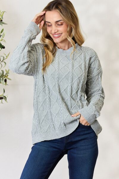 Women's Cable Knit Round Neck Sweater | Sweaters | Ro + Ivy