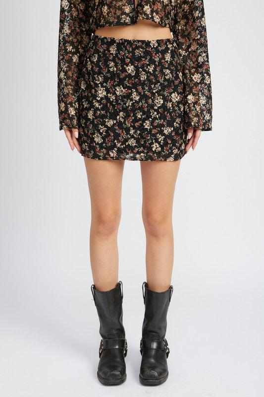 Women's Lace Mini Skirt | Skirts | Ro + Ivy