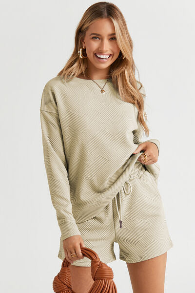 Women's Textured Long Sleeve Top and Shorts Set | Loungewear | Ro + Ivy