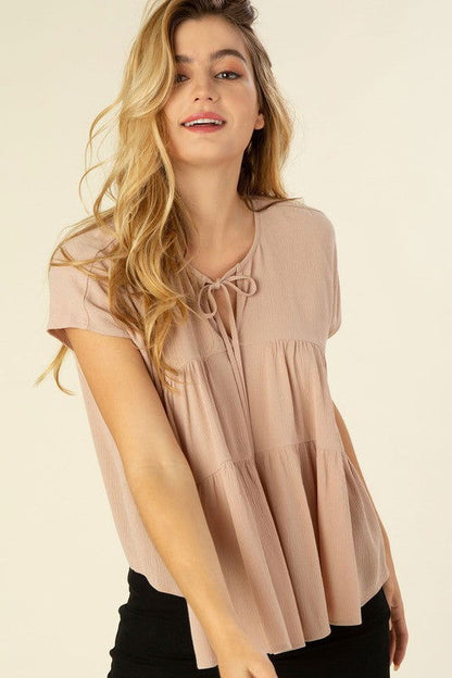 Women's A-Line Tiered Short Sleeve Blouse – outfit idea for women | Ro + Ivy