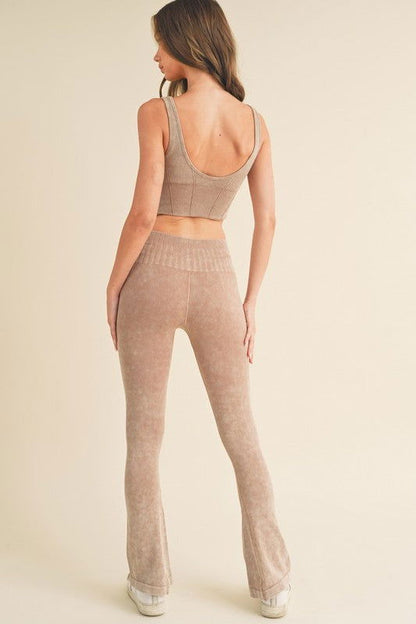 Women's Activewear Stone Washed Ribbed Matching Yoga Set – outfit idea for women | Ro + Ivy