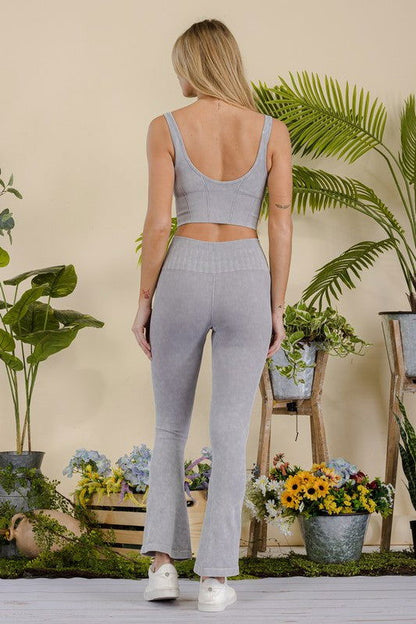Women's Activewear Stone Washed Ribbed Matching Yoga Set – outfit idea for women | Ro + Ivy