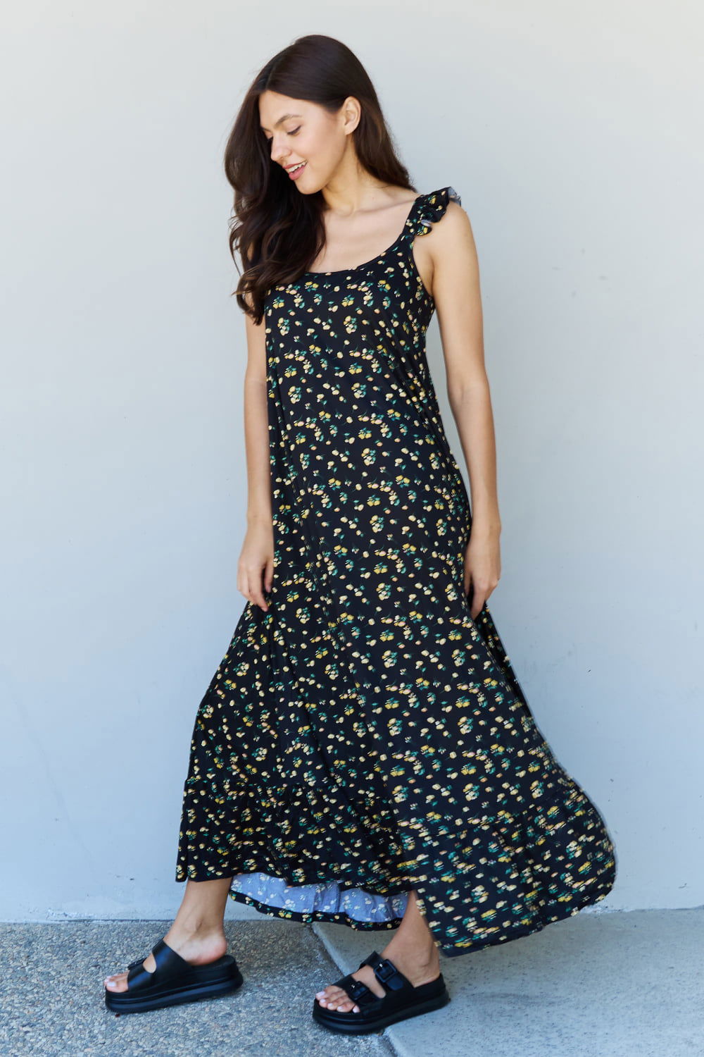 Women's Ruffle Floral Maxi Dress in Black Yellow Floral - Ro + Ivy