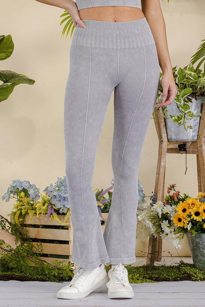 Women's Stone Washed Ribbed Yoga Pants - Ro + Ivy
