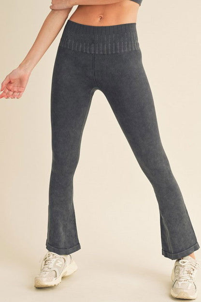 Women's Stone Washed Ribbed Yoga Pants - Ro + Ivy
