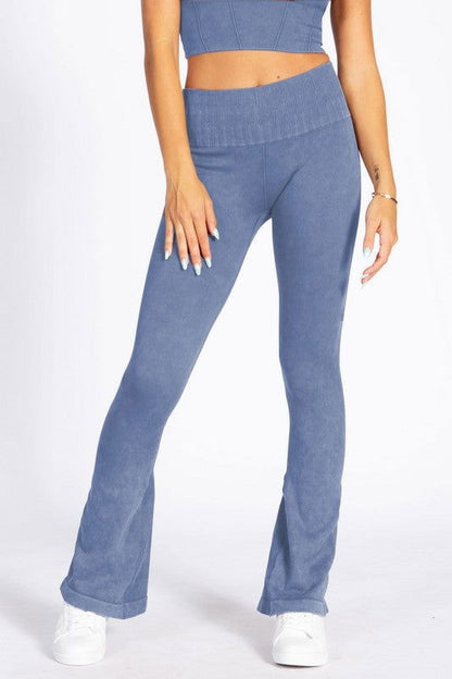 Women's Stone Washed Ribbed Yoga Pants - Ro + Ivy