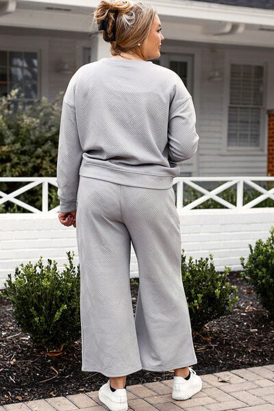 Women's Two-Piece Long Sleeve Top and Pant Set - Ro + Ivy