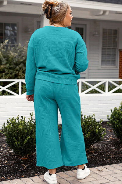 Women's Two-Piece Long Sleeve Top and Pant Set - Ro + Ivy