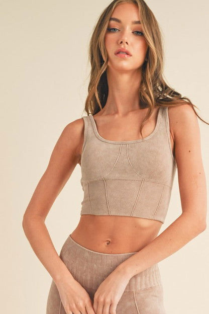 Women's Ultra-Comfort Ribbed Sports Bra – Khaki outfit idea for women | Ro + Ivy