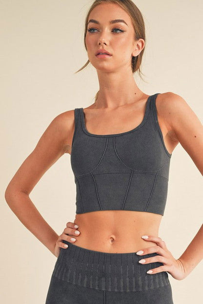 Women's Ultra-Comfort Ribbed Sports Bra – Black outfit idea for women | Ro + Ivy