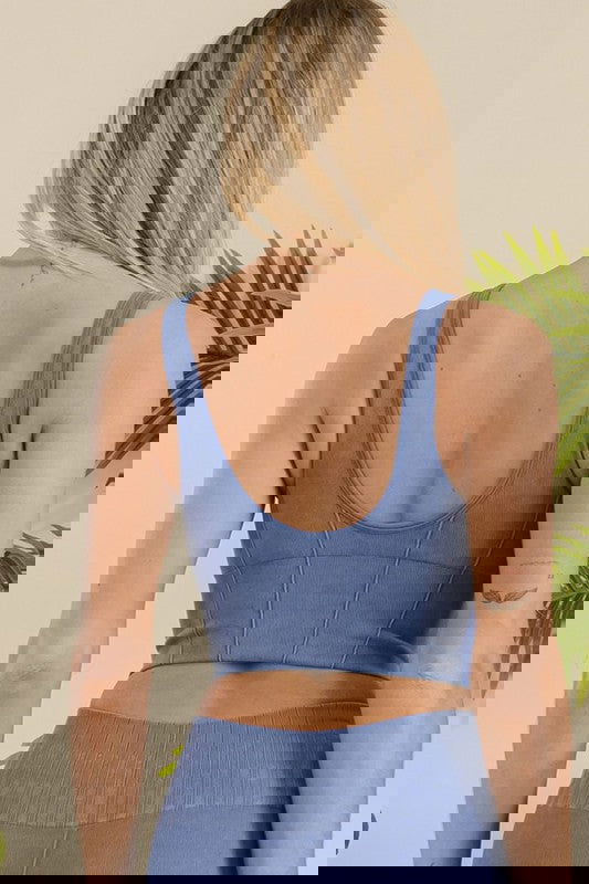 Women's Ultra-Comfort Ribbed Sports Bra – outfit idea for women | Ro + Ivy