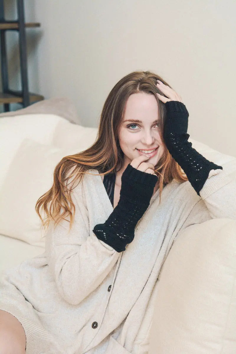 Cable Knit Arm Warmers Black