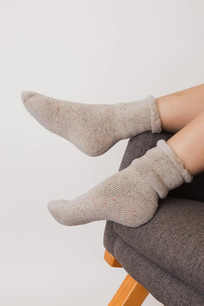Thick Knit Crew Socks for Ultimate Fall & Winter Warmth 🧦 Oatmeal